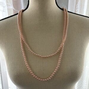 🎄Costume jewelry pink pearl necklace  long strand